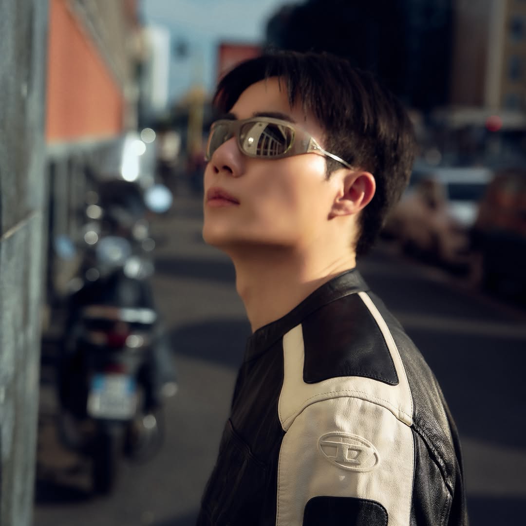 ซี - พฤกษ์ พานิช