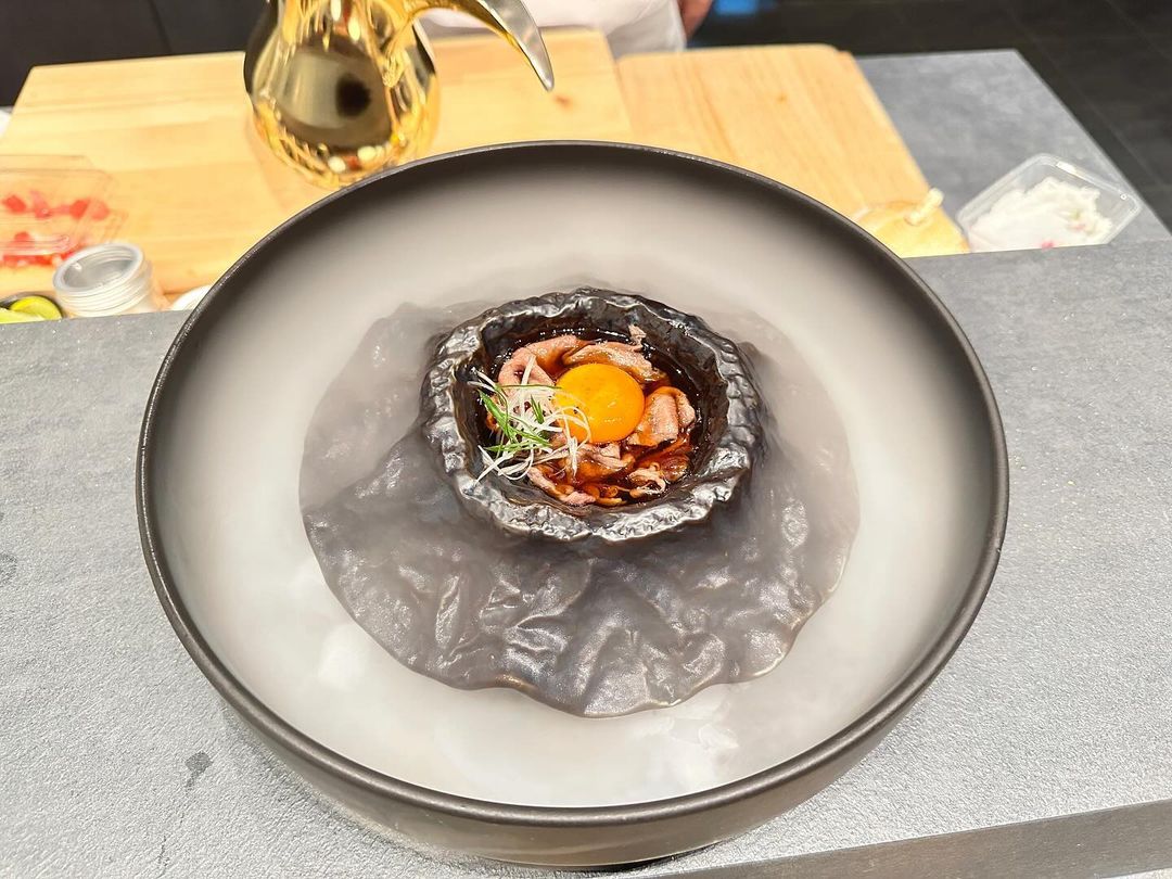 เข้ม -  หัสวีร์ ภัคพงษ์ไพศาล