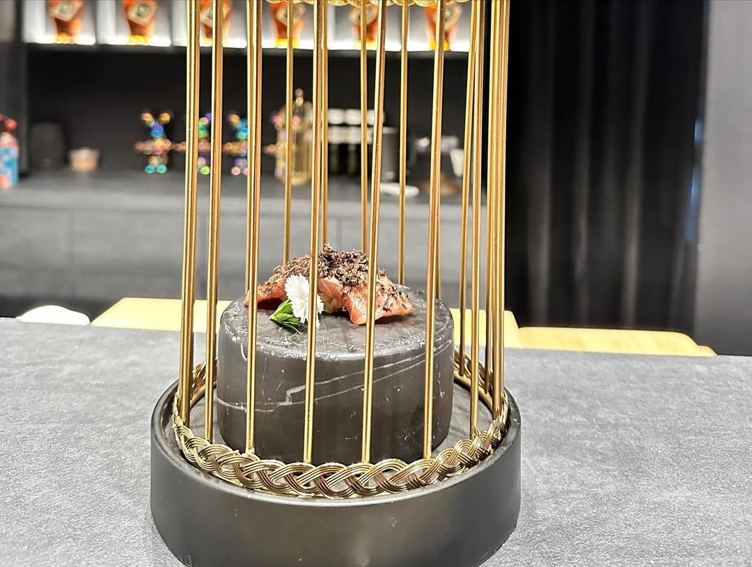 เข้ม -  หัสวีร์ ภัคพงษ์ไพศาล