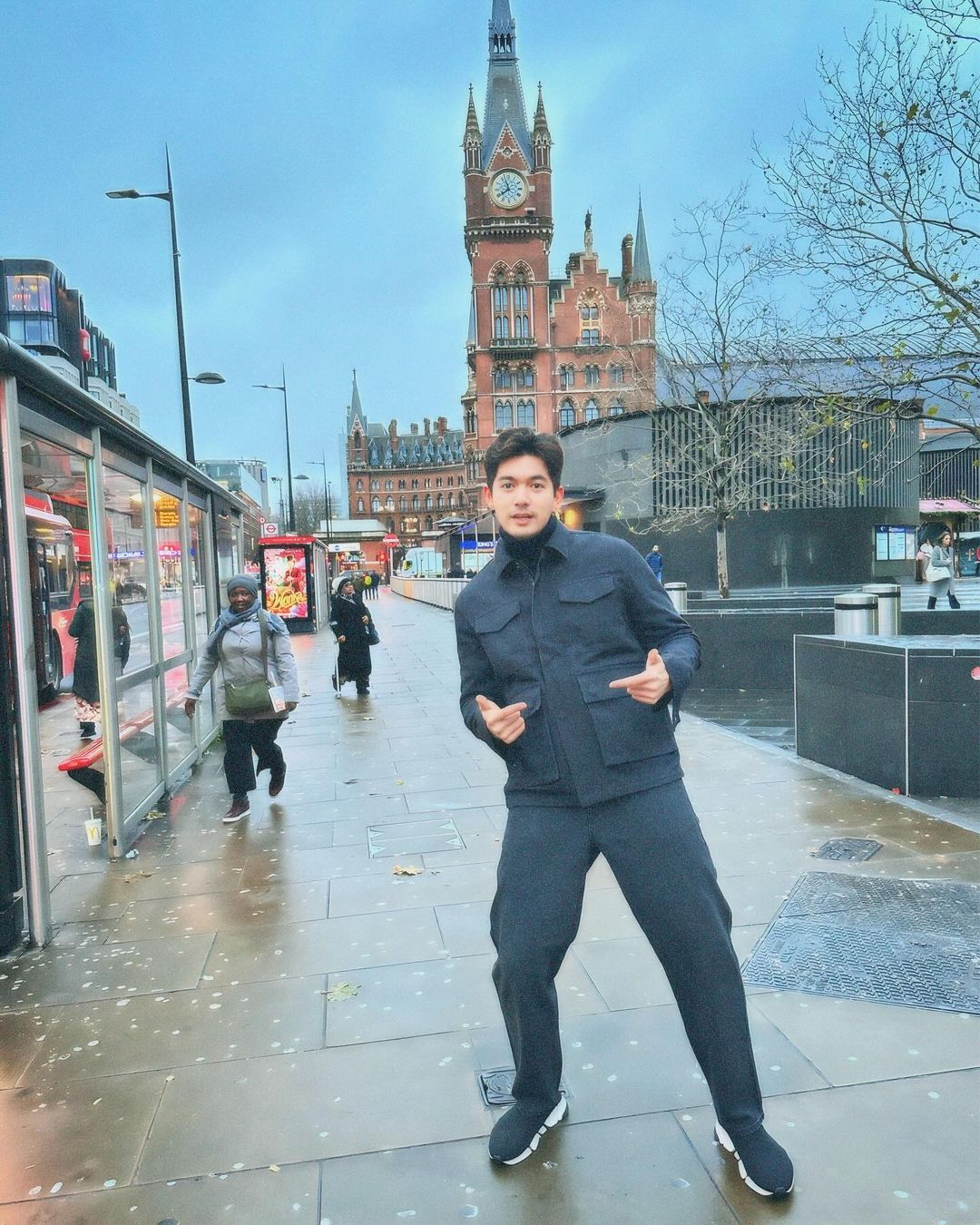 เข้ม -  หัสวีร์ ภัคพงษ์ไพศาล