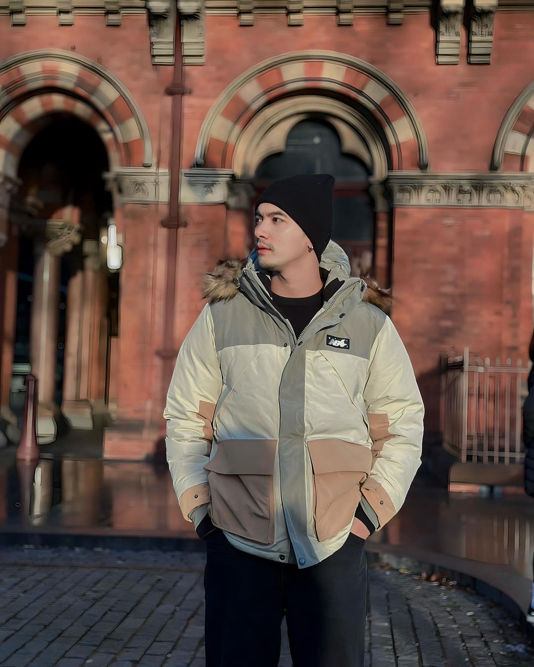 เข้ม -  หัสวีร์ ภัคพงษ์ไพศาล