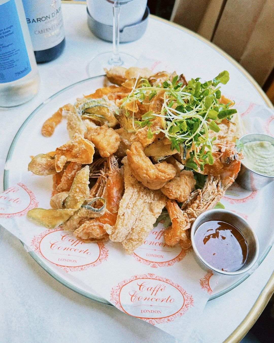 เข้ม -  หัสวีร์ ภัคพงษ์ไพศาล