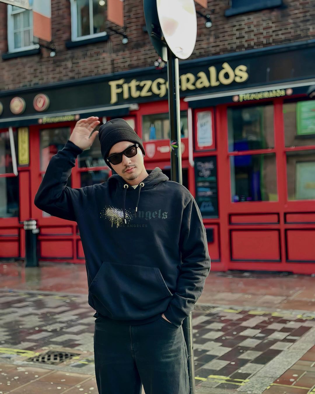 เข้ม -  หัสวีร์ ภัคพงษ์ไพศาล