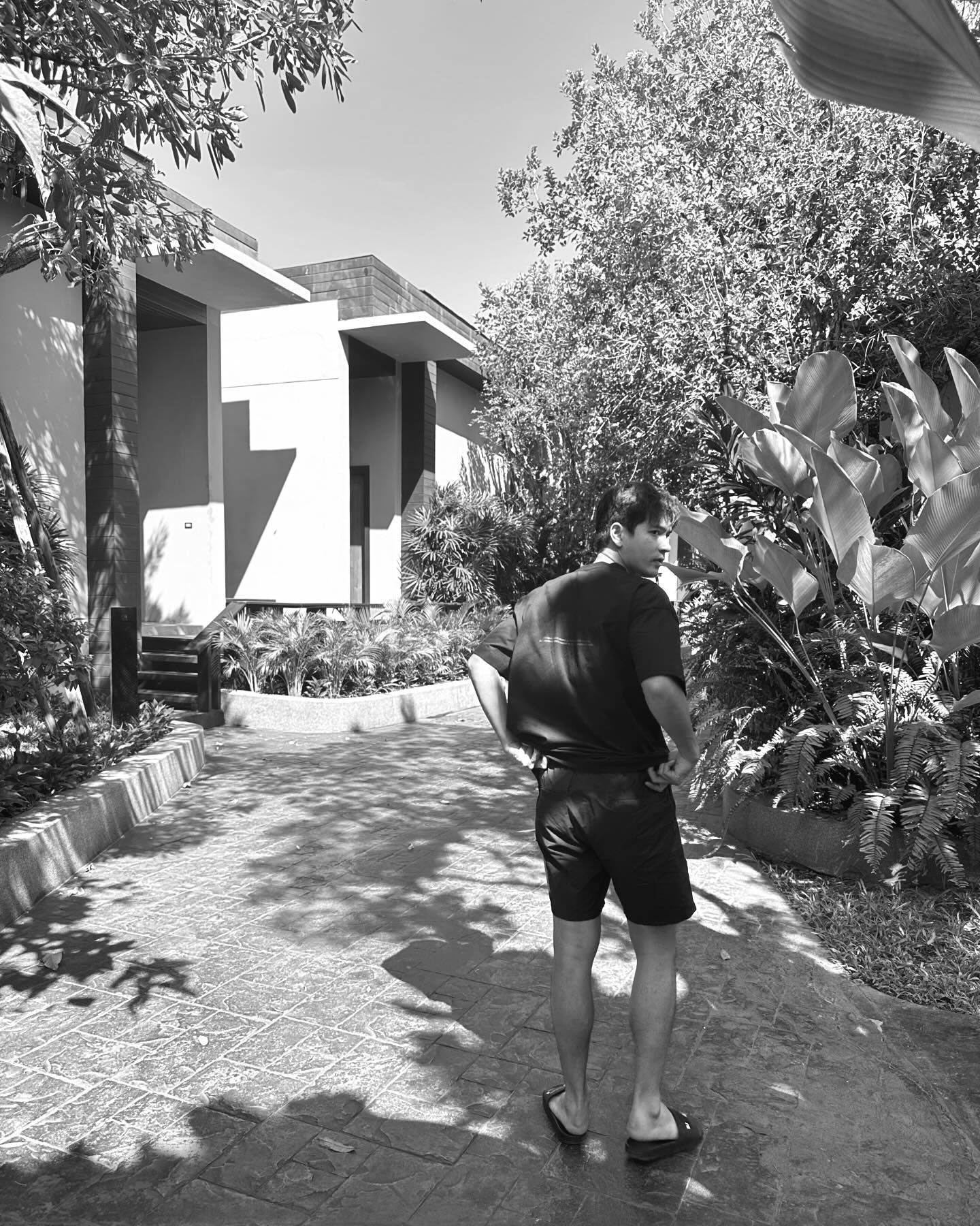 เข้ม -  หัสวีร์ ภัคพงษ์ไพศาล