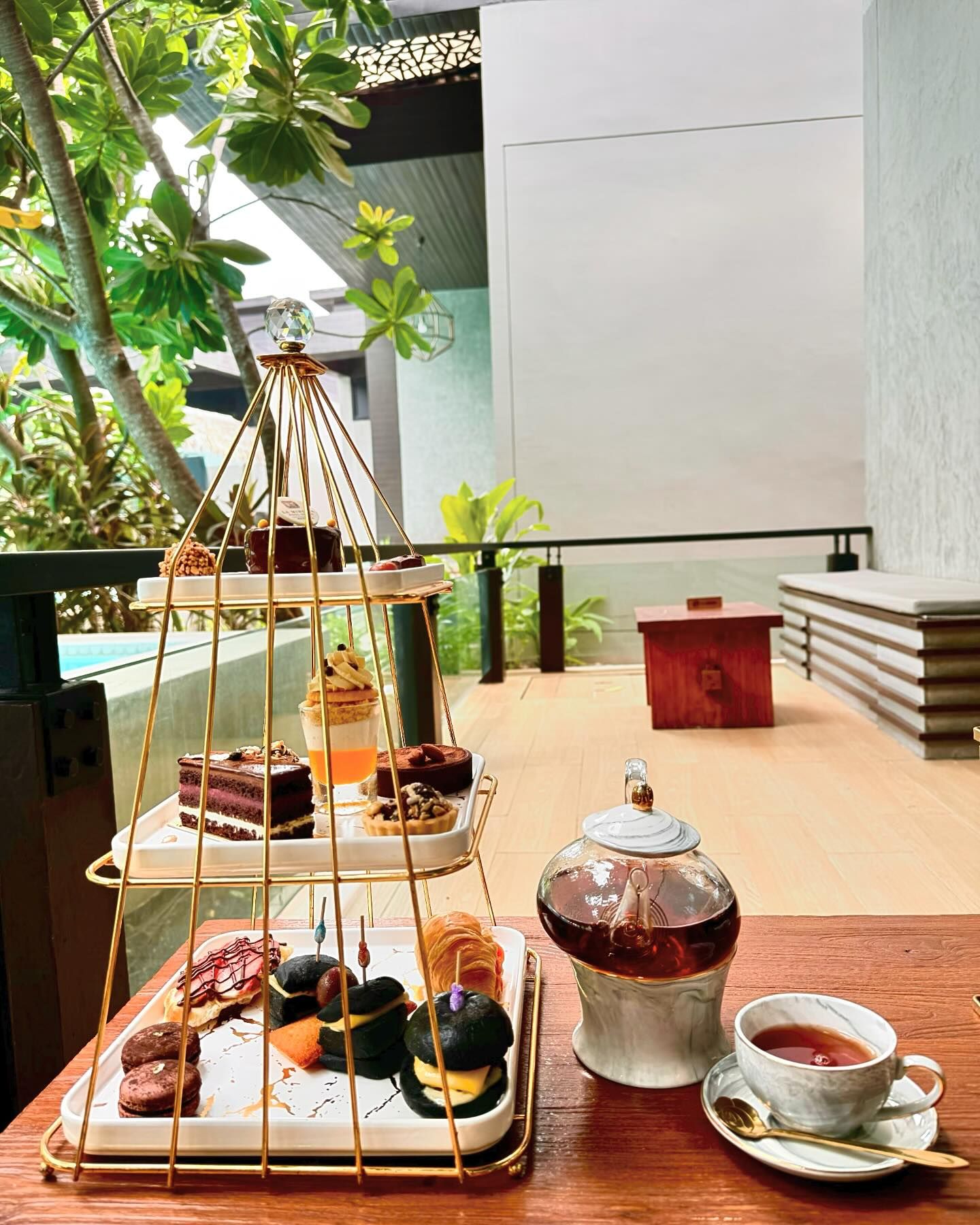 เข้ม -  หัสวีร์ ภัคพงษ์ไพศาล