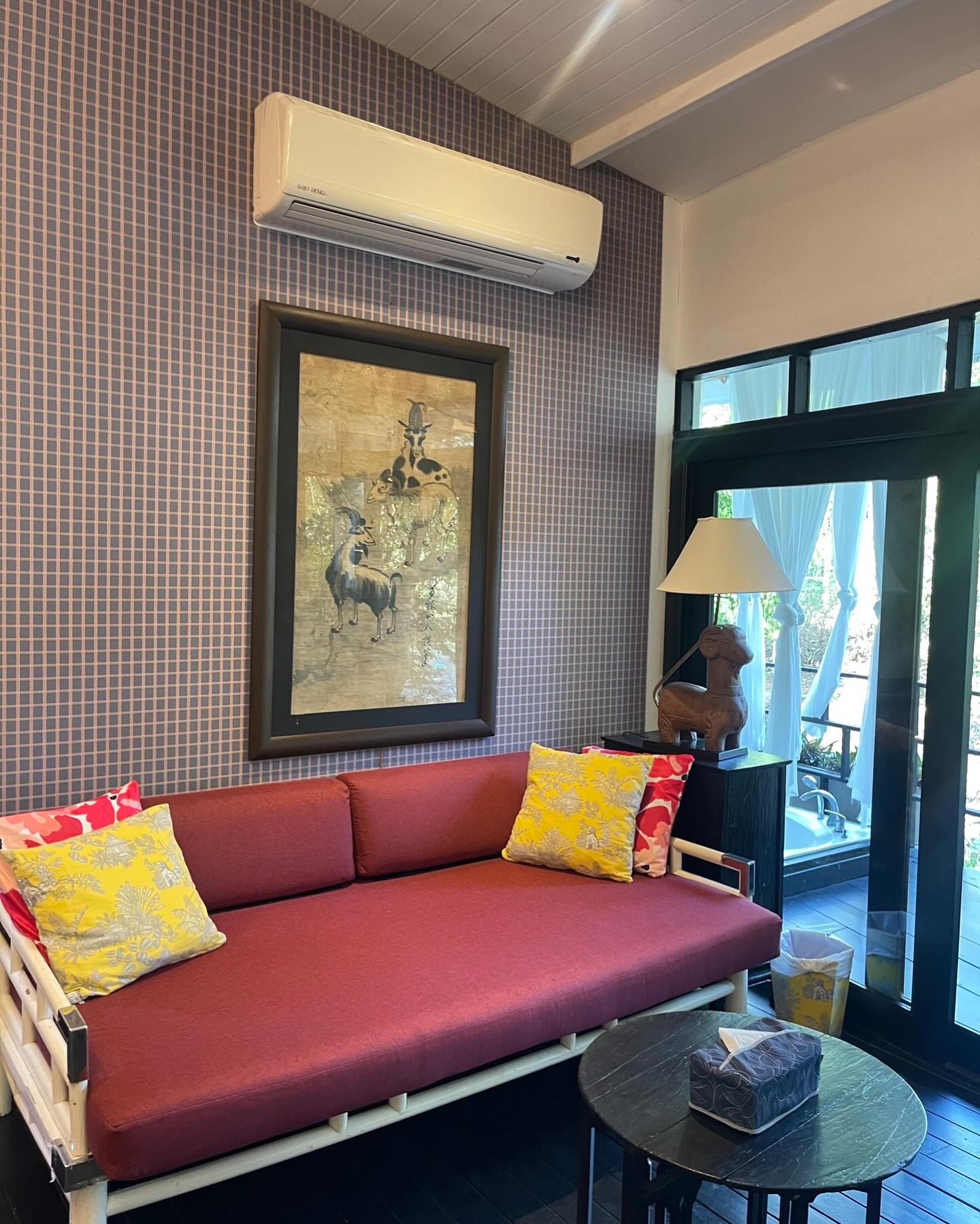 เข้ม -  หัสวีร์ ภัคพงษ์ไพศาล