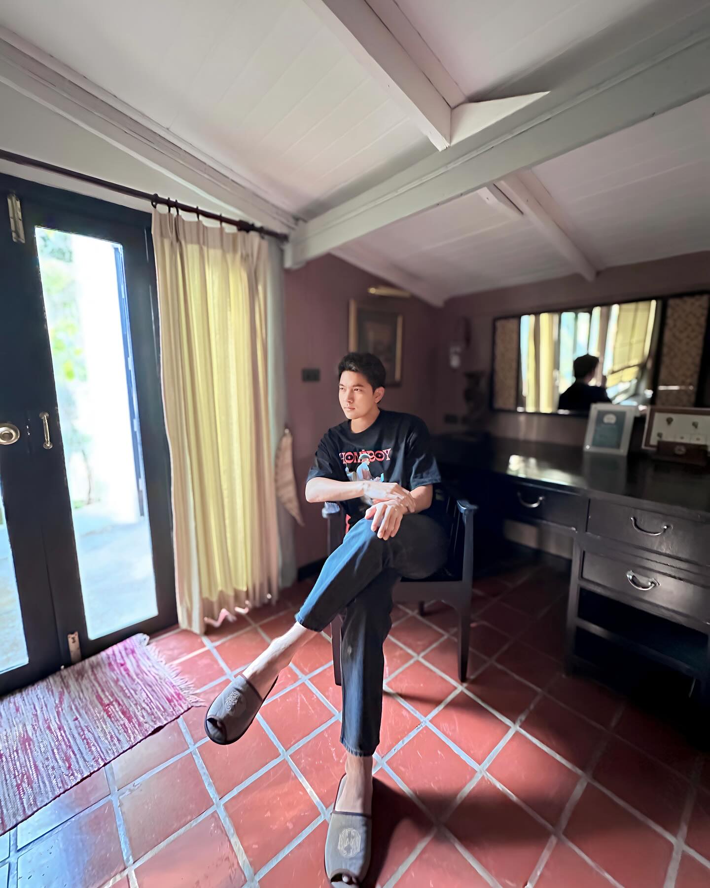 เข้ม -  หัสวีร์ ภัคพงษ์ไพศาล