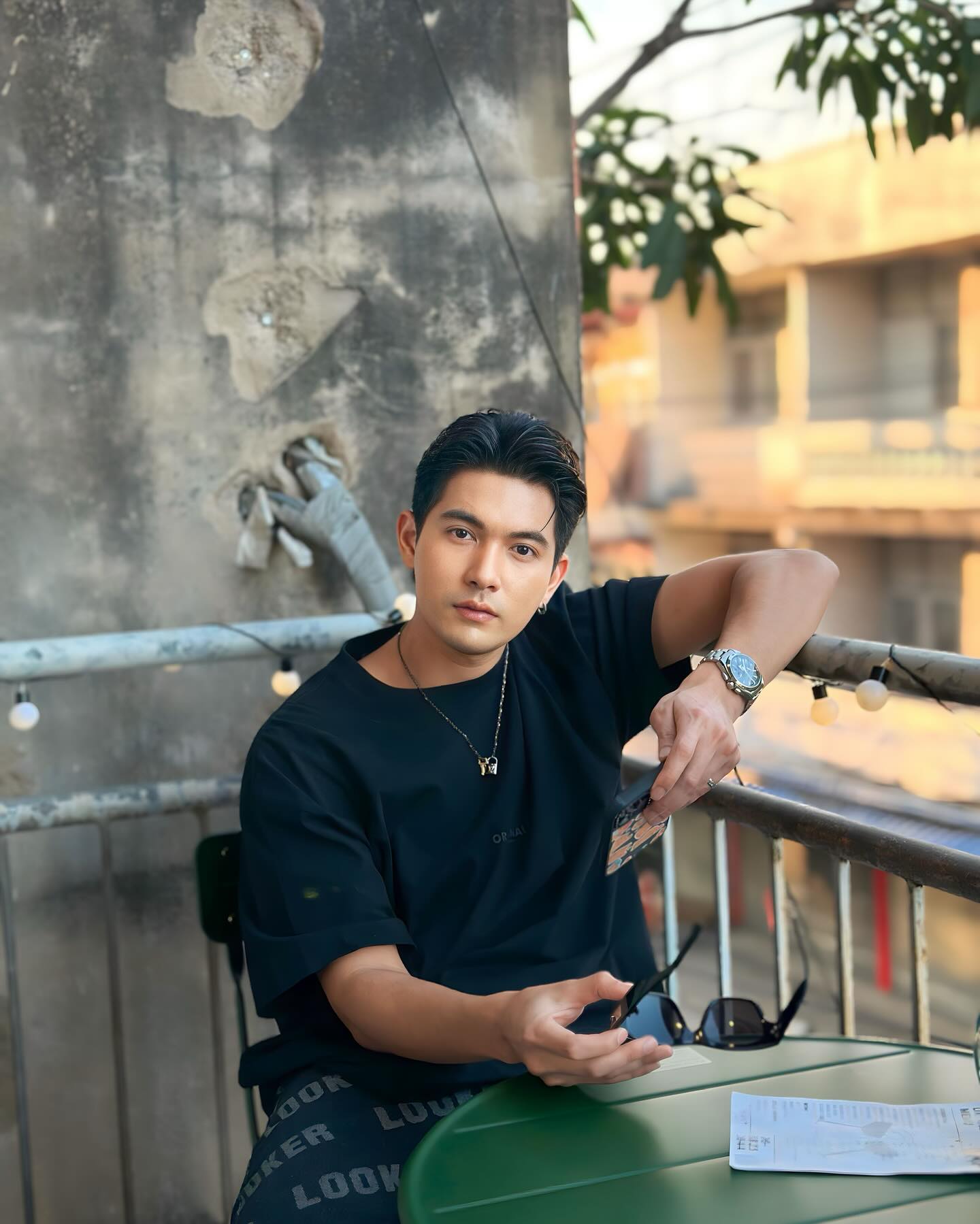 เข้ม -  หัสวีร์ ภัคพงษ์ไพศาล