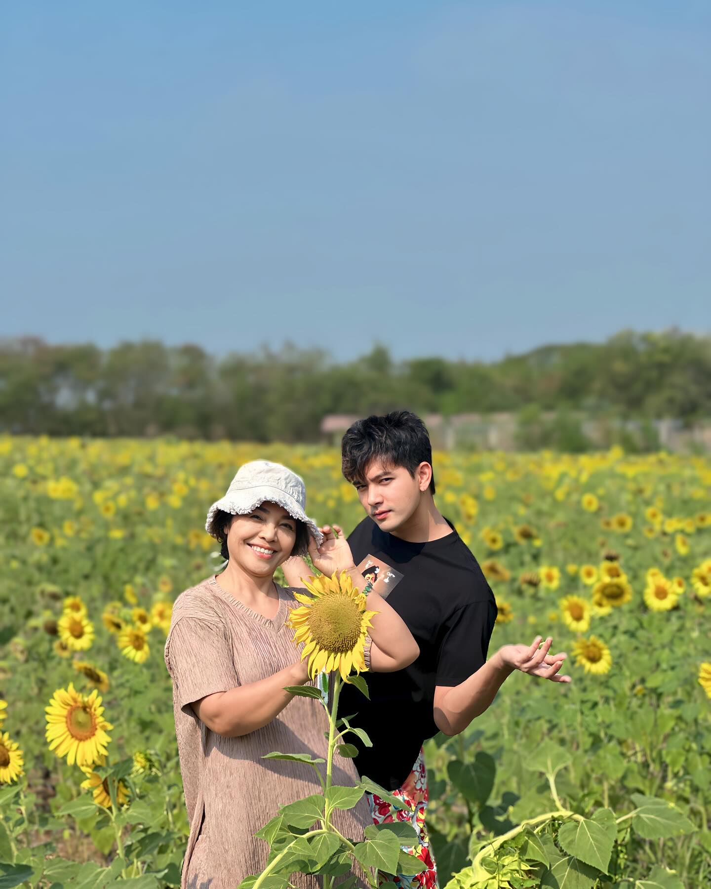 เข้ม -  หัสวีร์ ภัคพงษ์ไพศาล