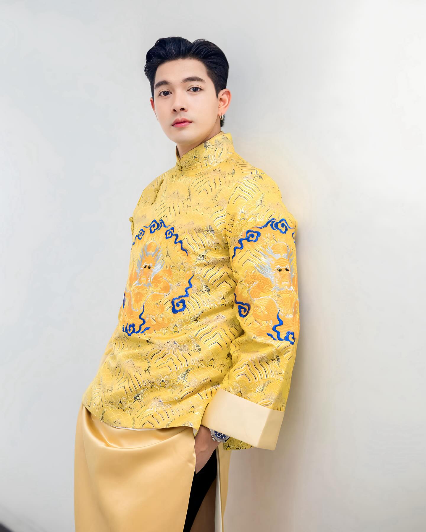 เข้ม -  หัสวีร์ ภัคพงษ์ไพศาล