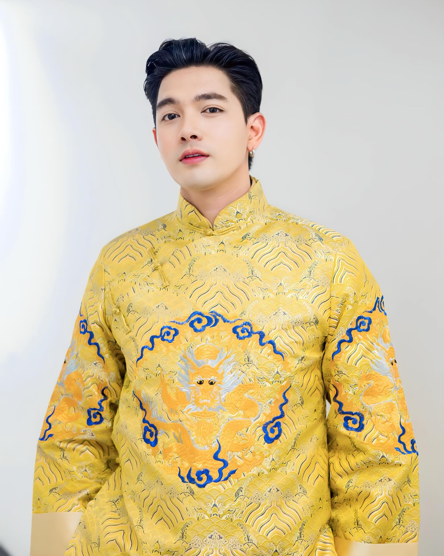 เข้ม -  หัสวีร์ ภัคพงษ์ไพศาล