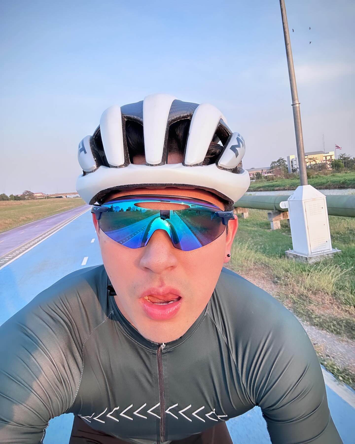 เข้ม -  หัสวีร์ ภัคพงษ์ไพศาล