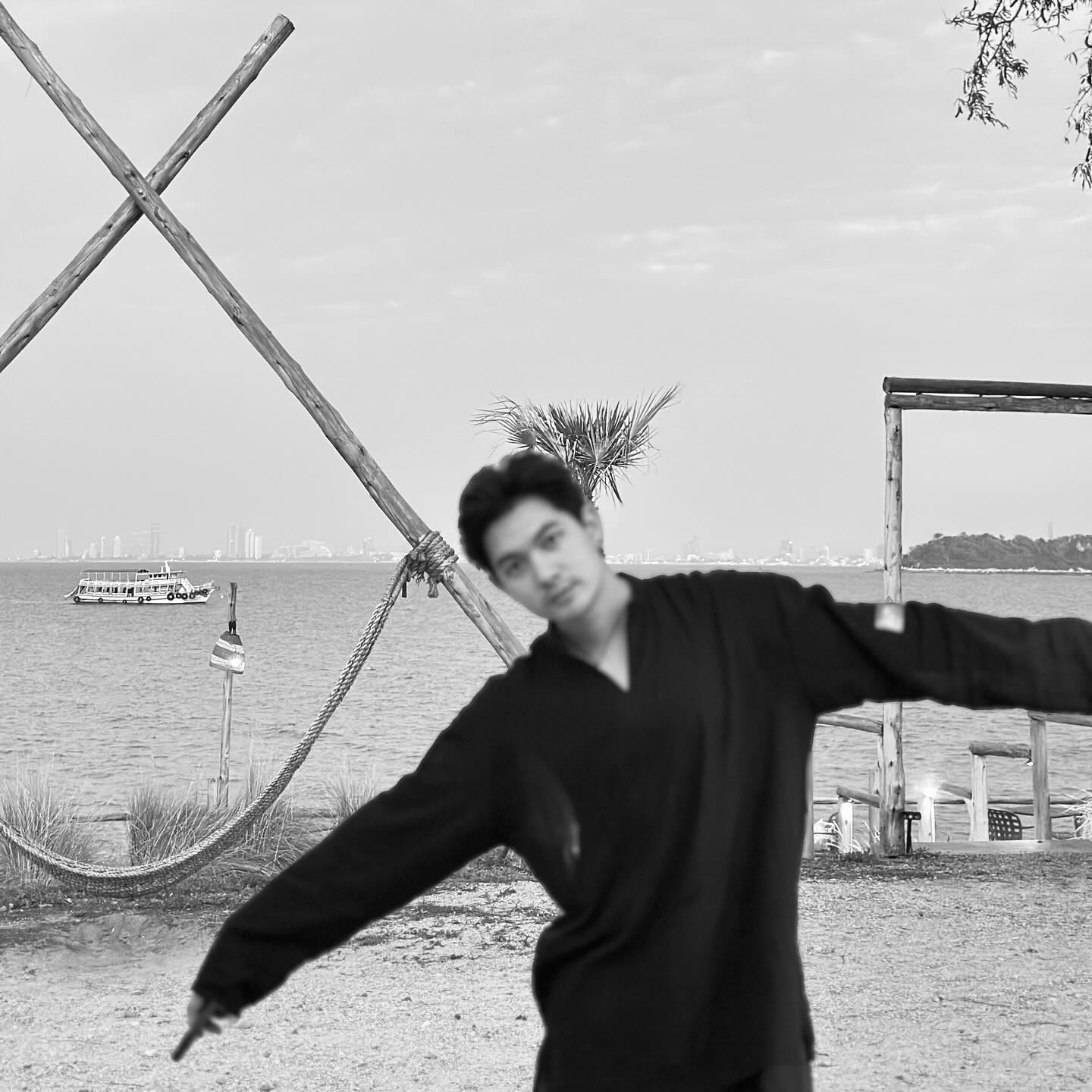 เข้ม -  หัสวีร์ ภัคพงษ์ไพศาล