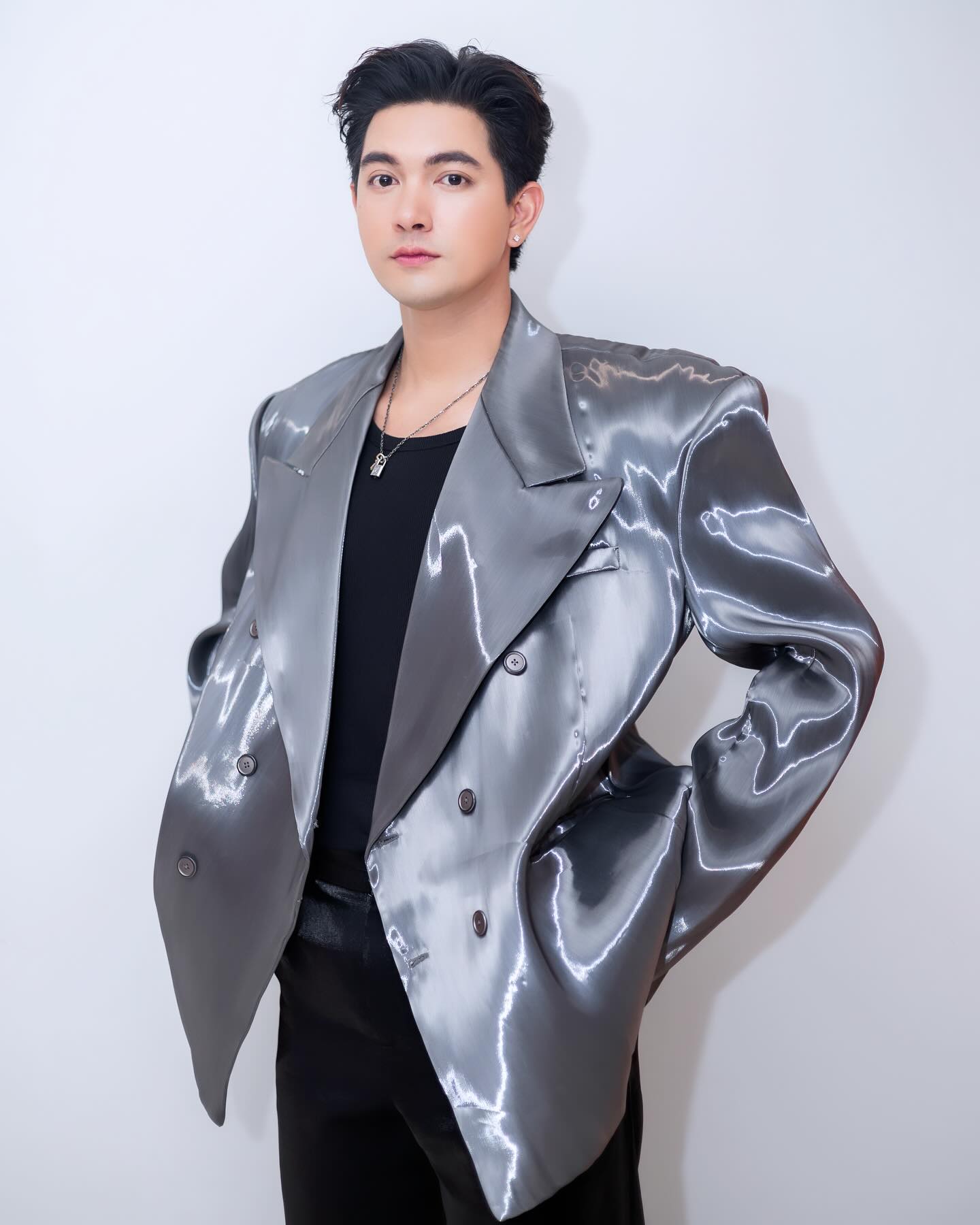 เข้ม -  หัสวีร์ ภัคพงษ์ไพศาล