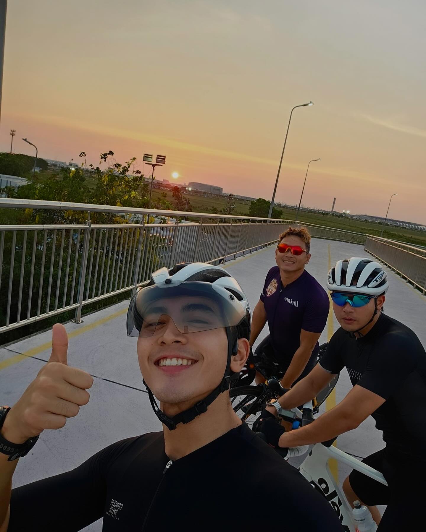 เข้ม -  หัสวีร์ ภัคพงษ์ไพศาล