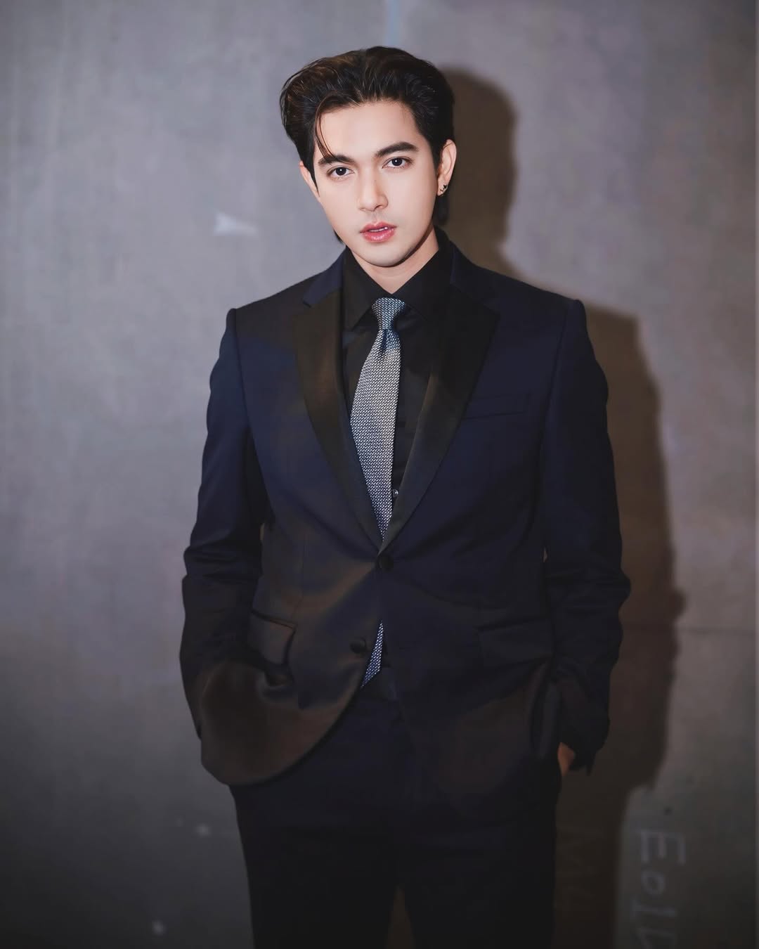 เข้ม -  หัสวีร์ ภัคพงษ์ไพศาล