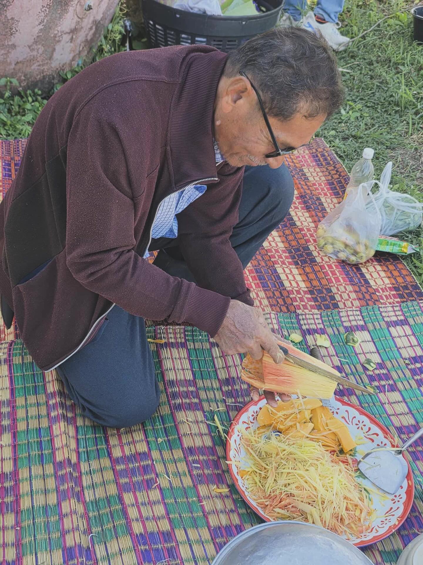 เข้ม -  หัสวีร์ ภัคพงษ์ไพศาล