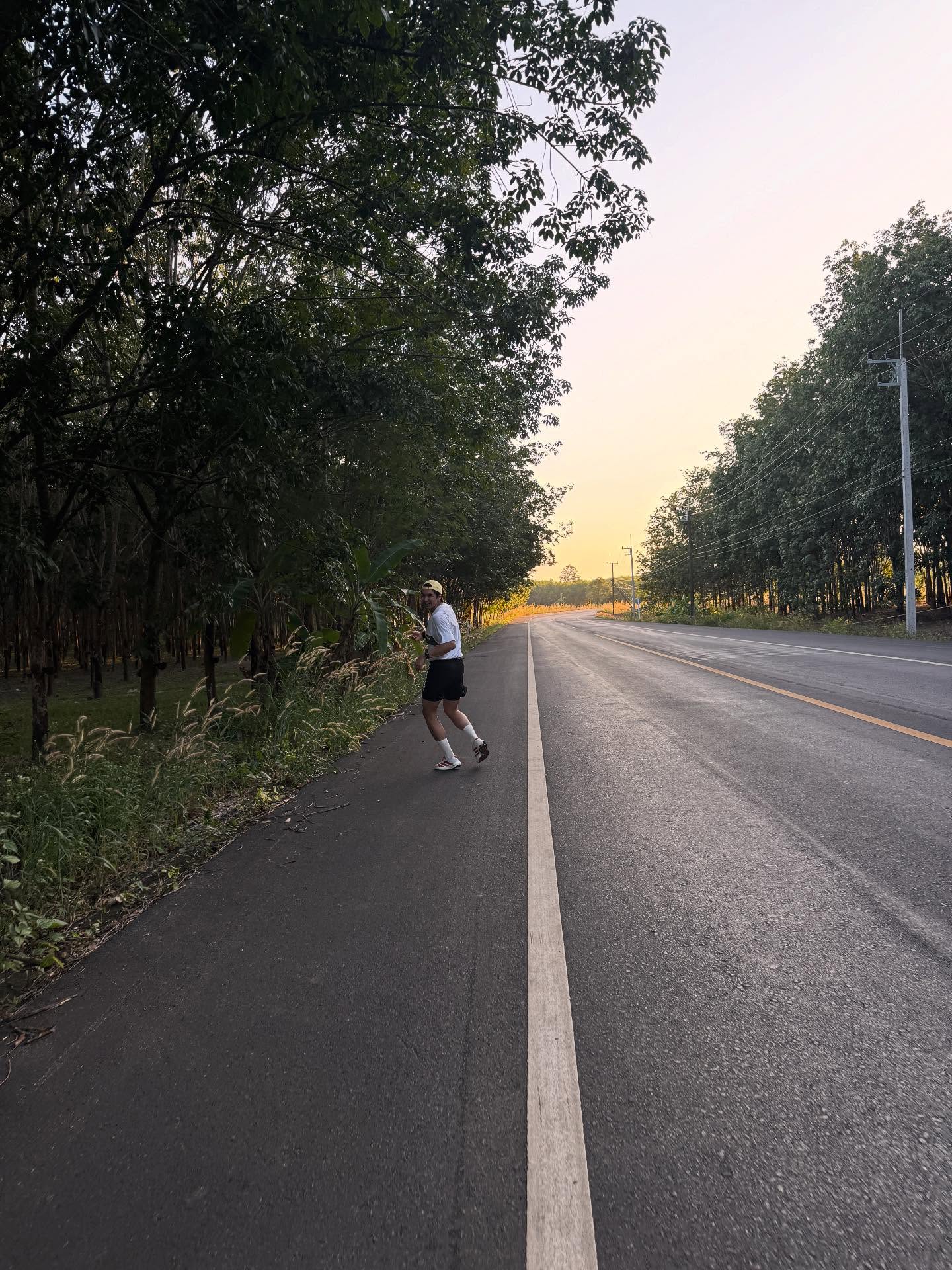 เข้ม -  หัสวีร์ ภัคพงษ์ไพศาล