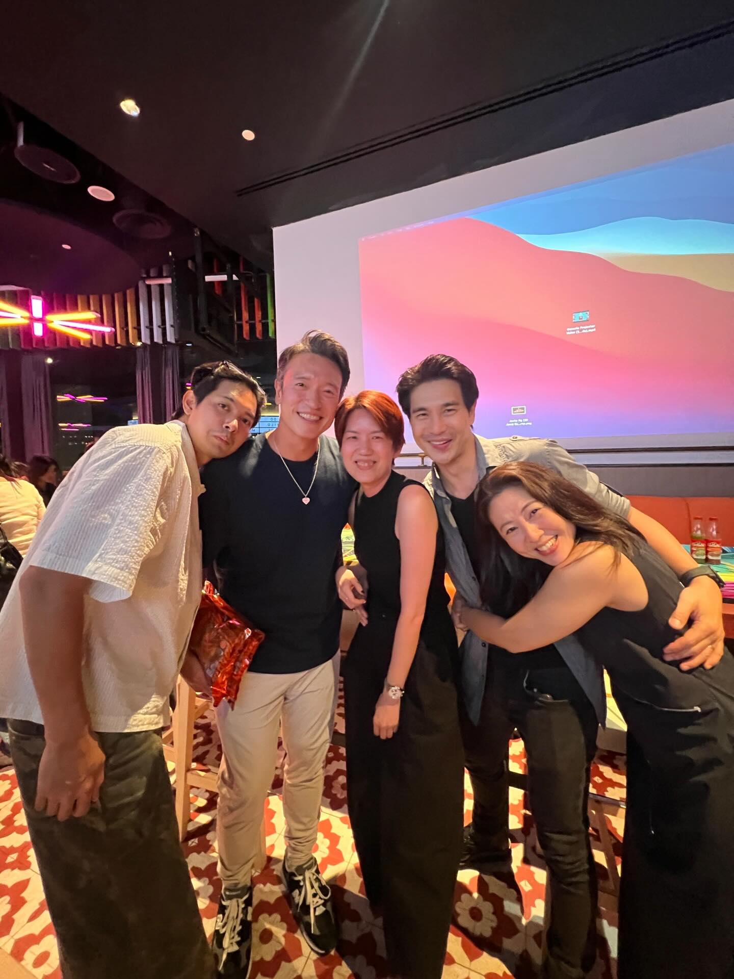 เข้ม -  หัสวีร์ ภัคพงษ์ไพศาล