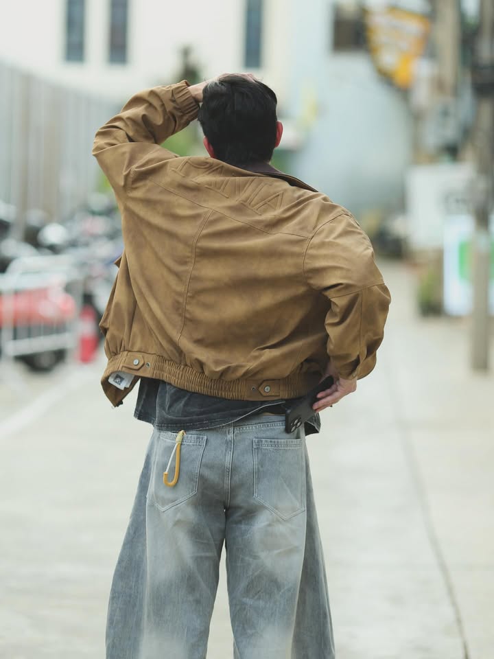 เข้ม -  หัสวีร์ ภัคพงษ์ไพศาล