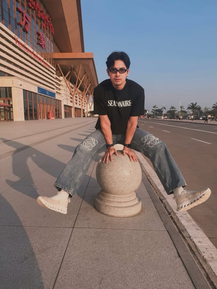 เข้ม -  หัสวีร์ ภัคพงษ์ไพศาล