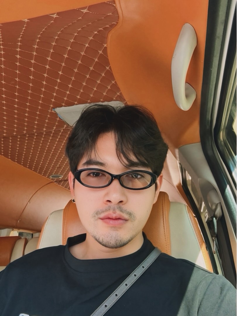 เข้ม -  หัสวีร์ ภัคพงษ์ไพศาล