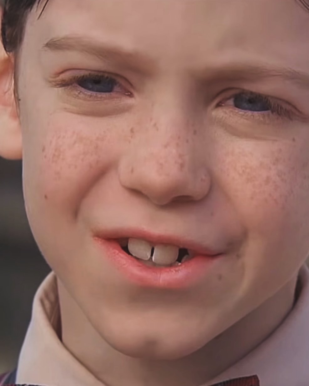 เข้ม -  หัสวีร์ ภัคพงษ์ไพศาล