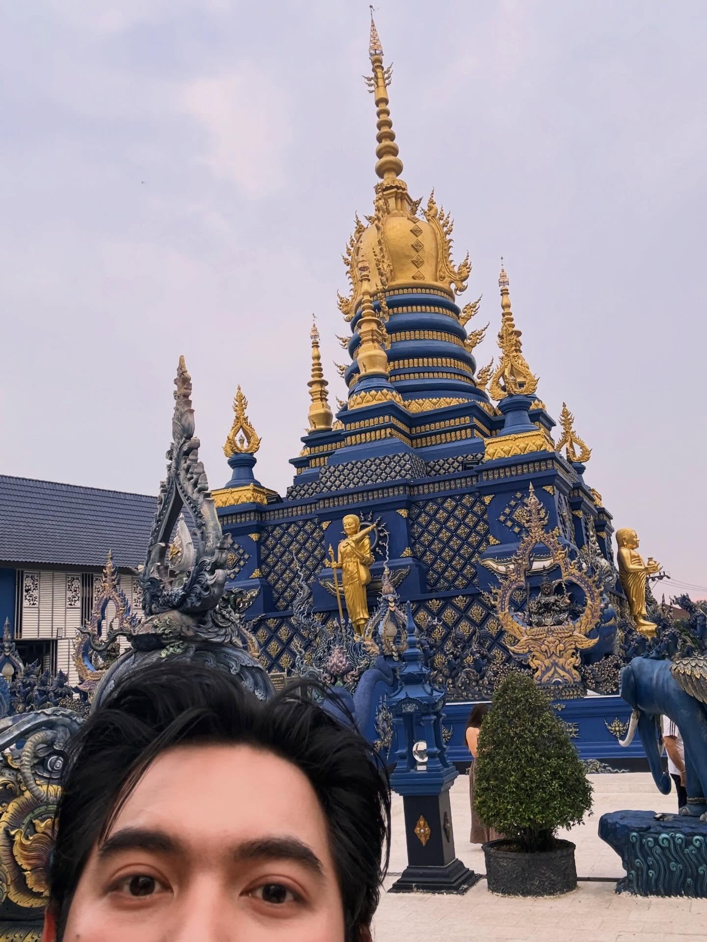 เข้ม -  หัสวีร์ ภัคพงษ์ไพศาล