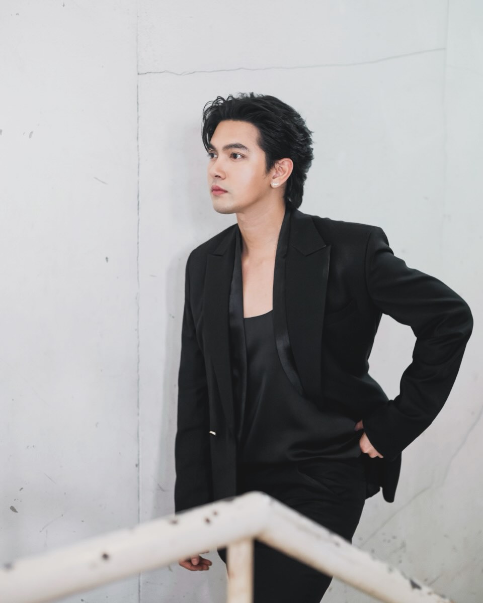 เข้ม -  หัสวีร์ ภัคพงษ์ไพศาล