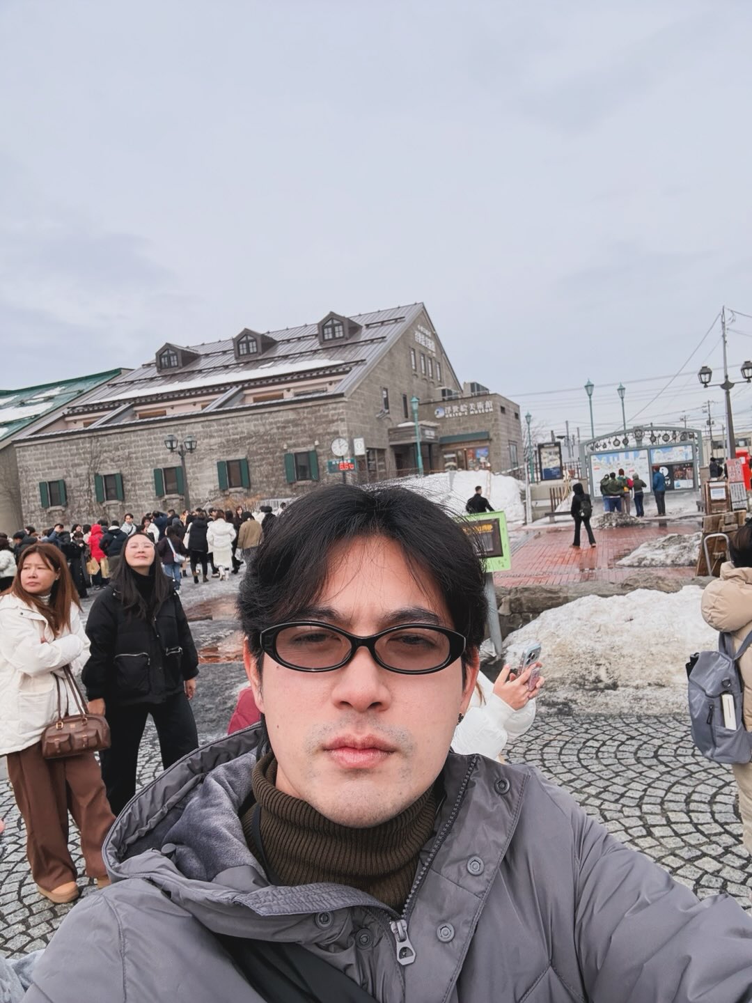 เข้ม -  หัสวีร์ ภัคพงษ์ไพศาล