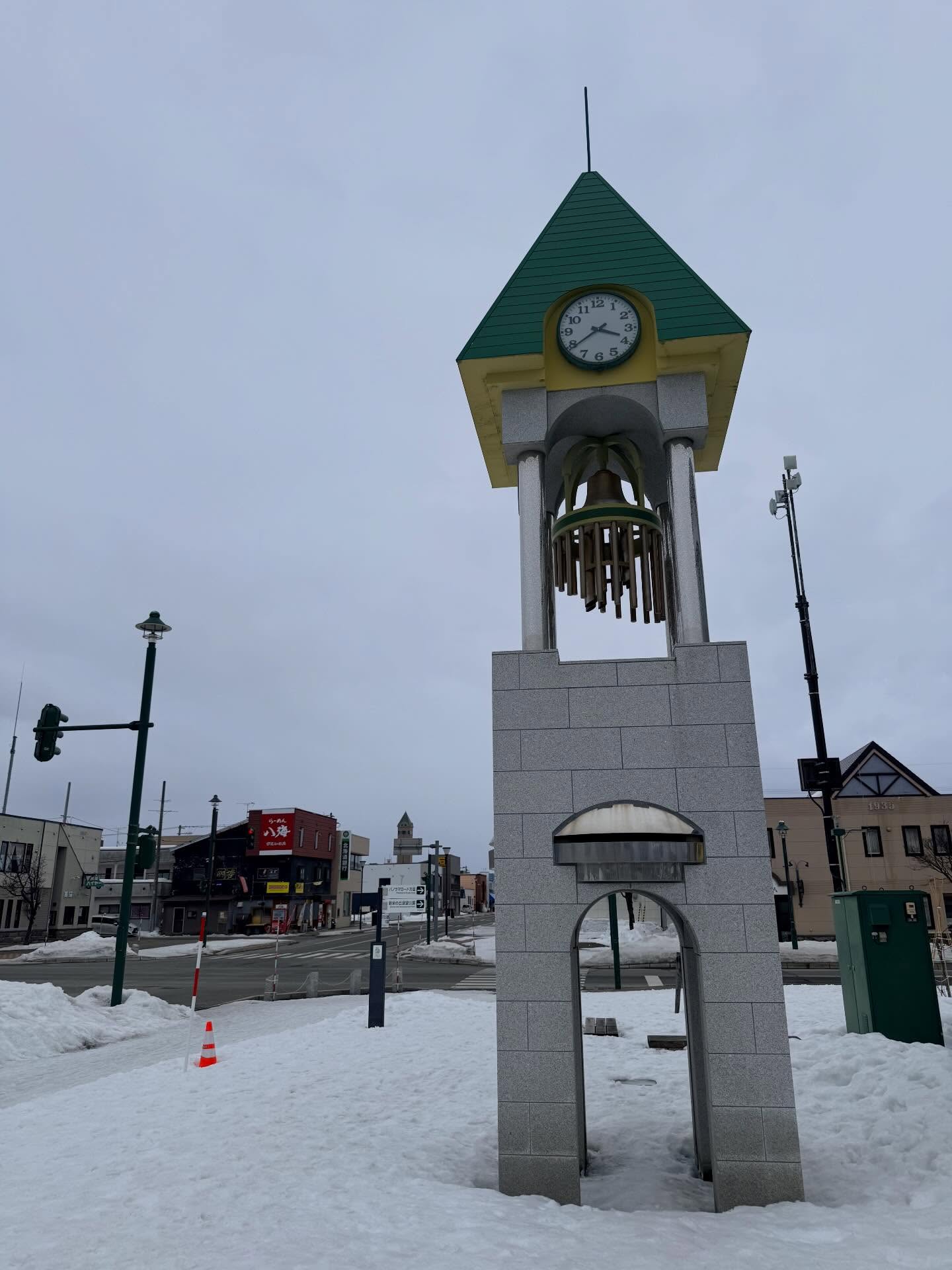 เข้ม -  หัสวีร์ ภัคพงษ์ไพศาล