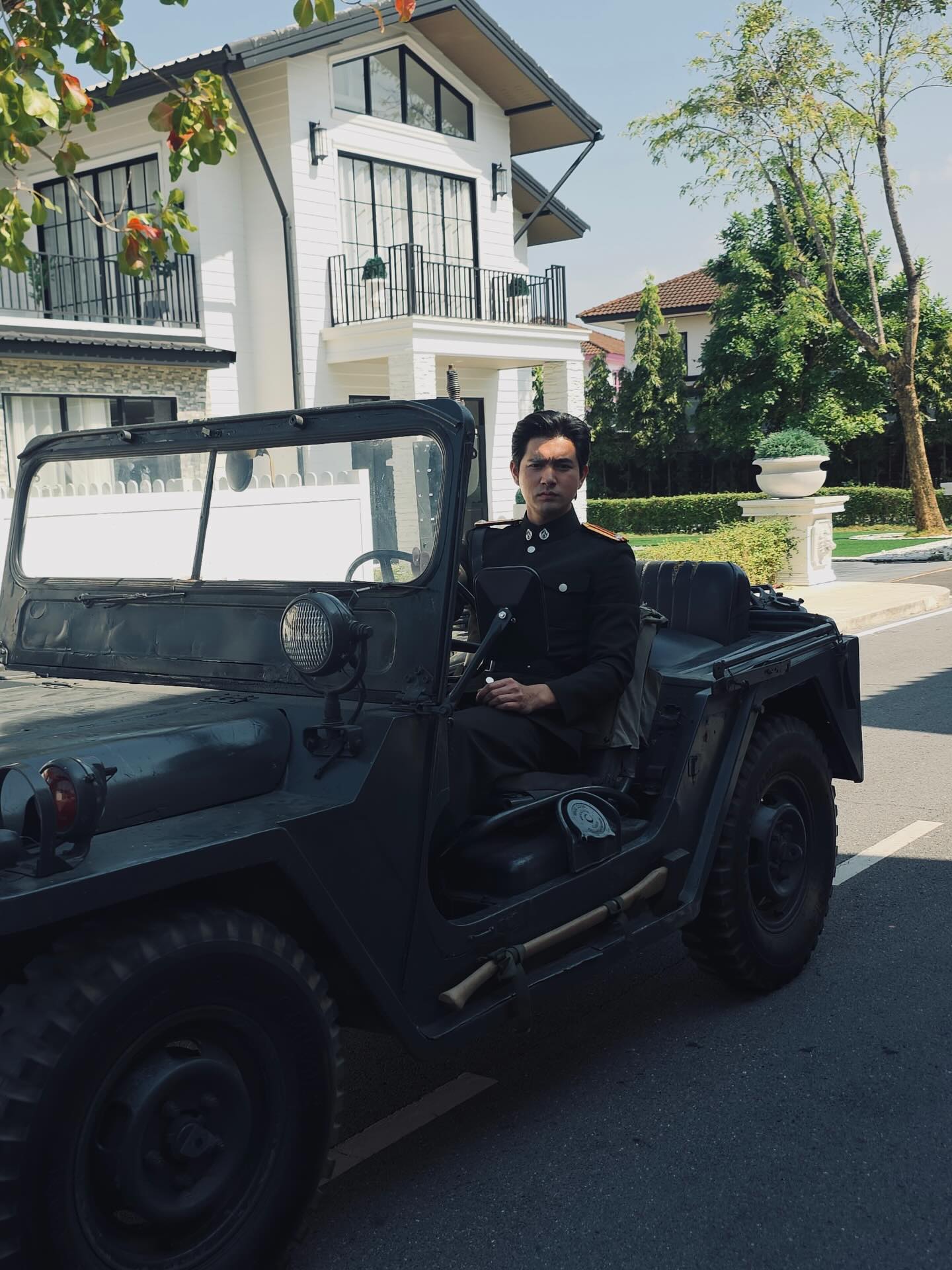 เข้ม -  หัสวีร์ ภัคพงษ์ไพศาล