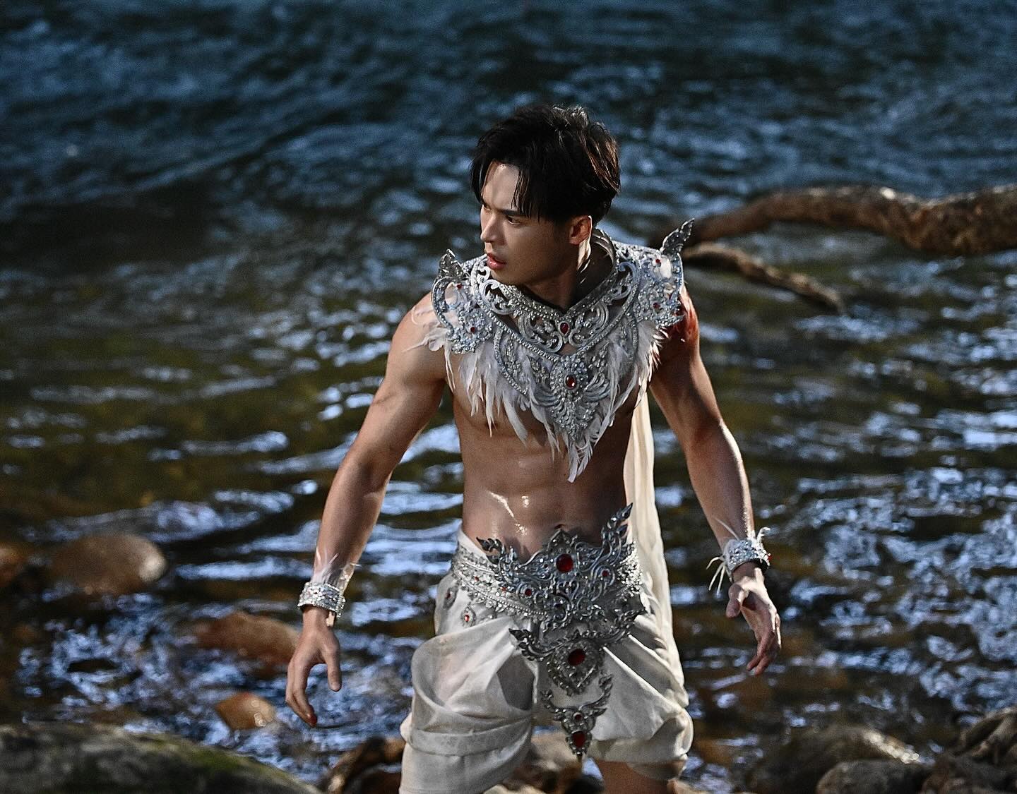 บิลลี่ - ภัทรชนน อ่อนสอาด