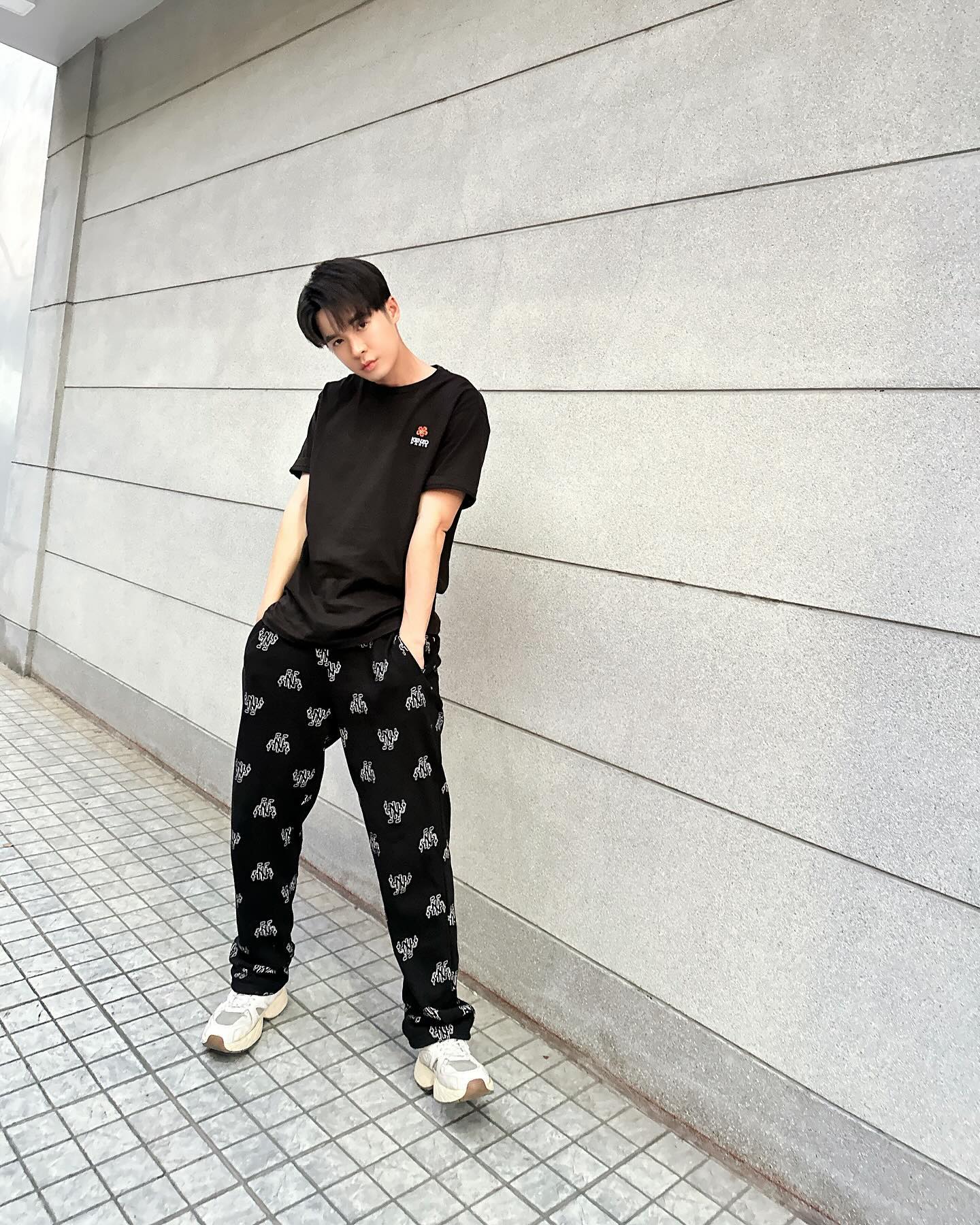 บิลลี่ - ภัทรชนน อ่อนสอาด