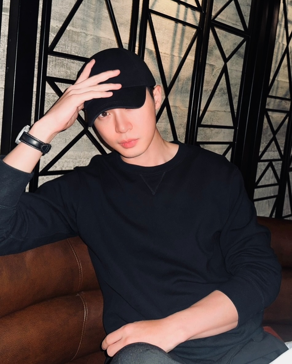 บิลลี่ - ภัทรชนน อ่อนสอาด