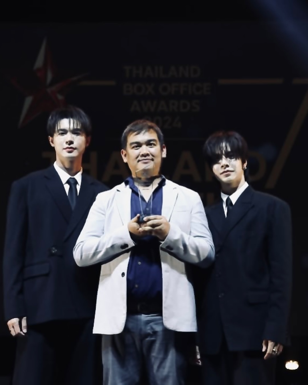 บิลลี่ - ภัทรชนน อ่อนสอาด