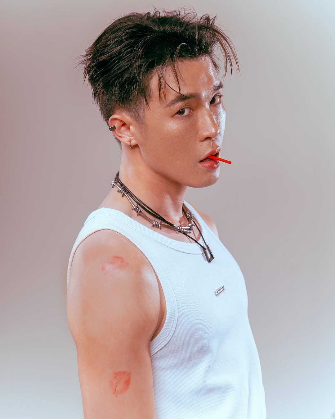 บิลลี่ - ภัทรชนน อ่อนสอาด