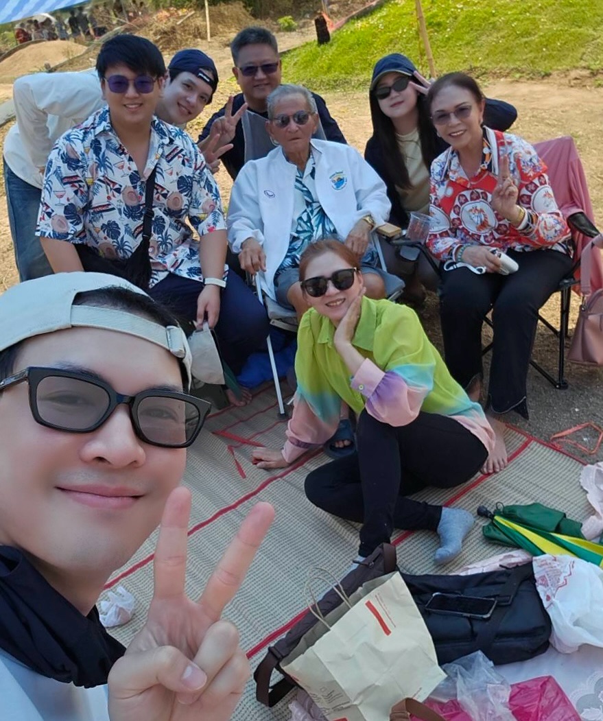 บิลลี่ - ภัทรชนน อ่อนสอาด