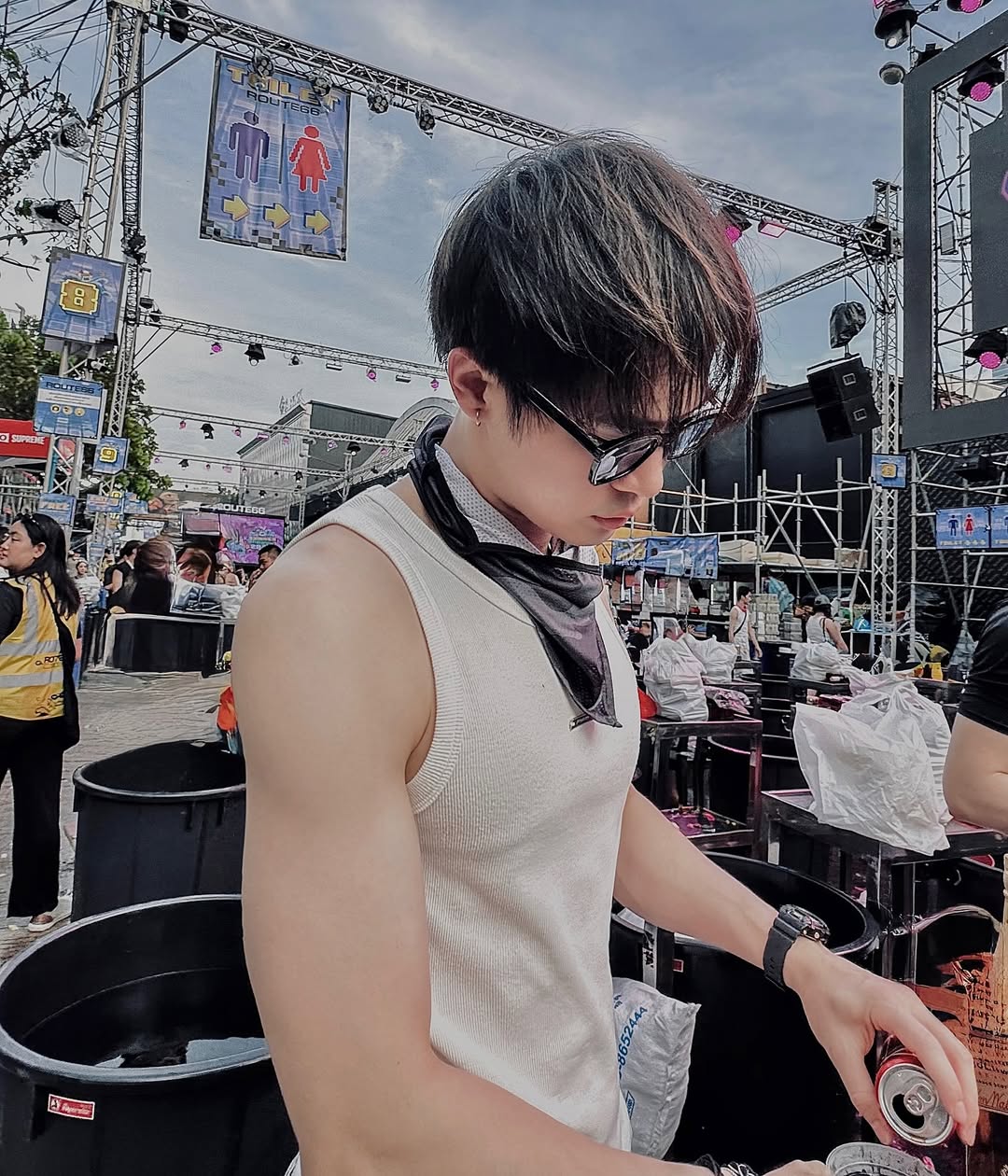 บิลลี่ - ภัทรชนน อ่อนสอาด