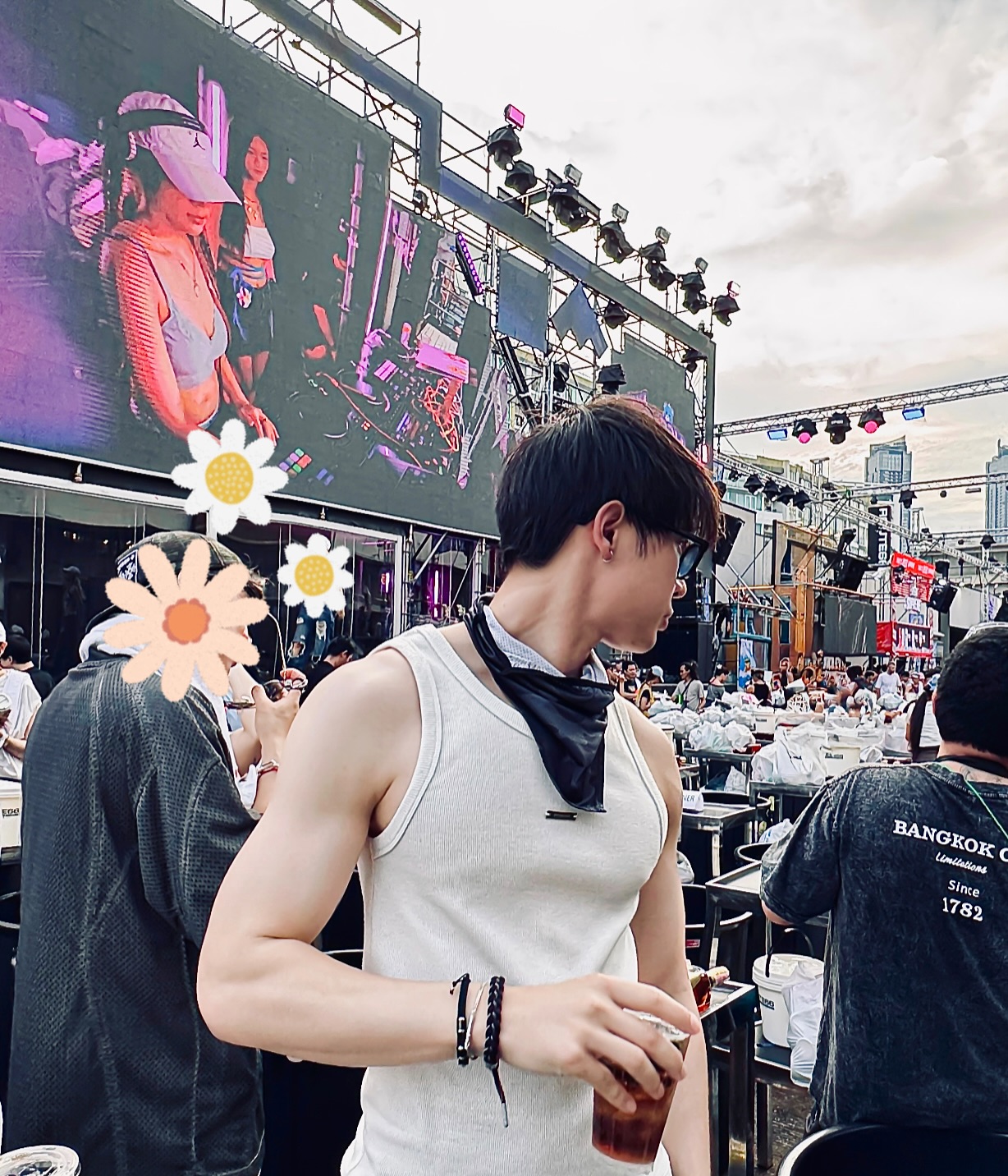 บิลลี่ - ภัทรชนน อ่อนสอาด