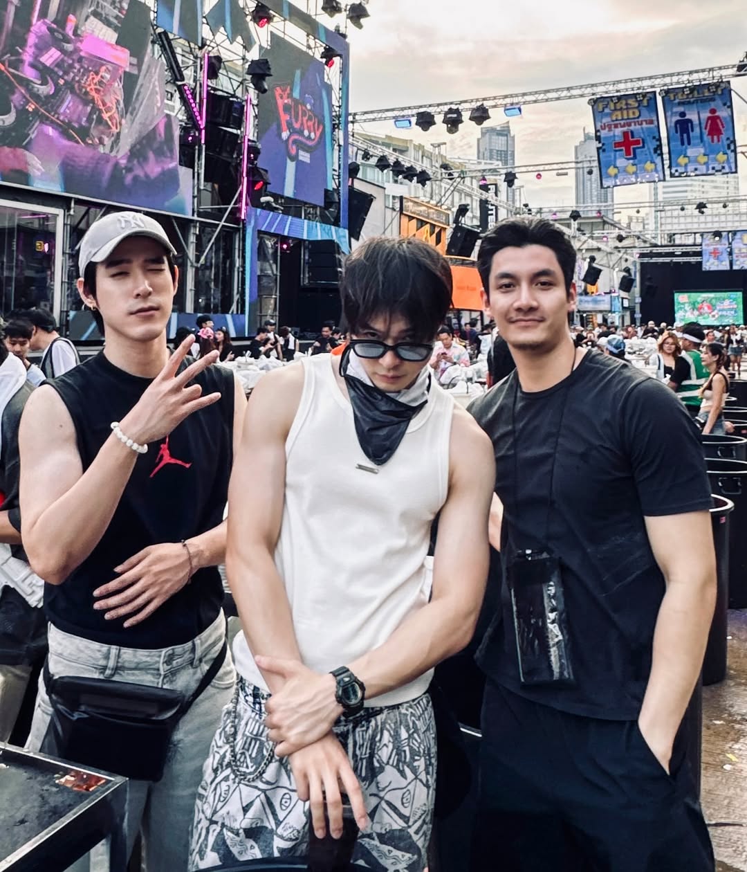 บิลลี่ - ภัทรชนน อ่อนสอาด