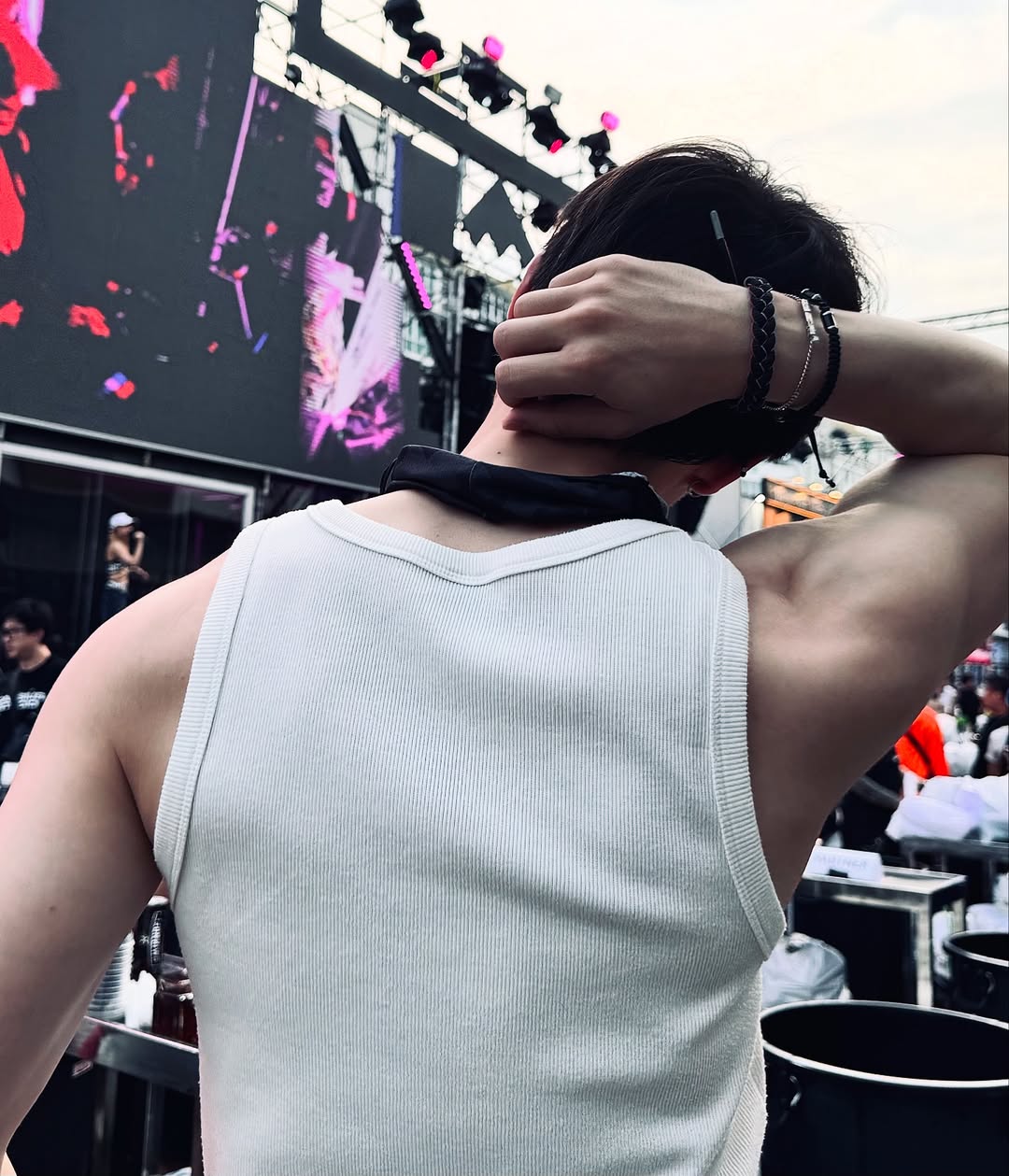 บิลลี่ - ภัทรชนน อ่อนสอาด