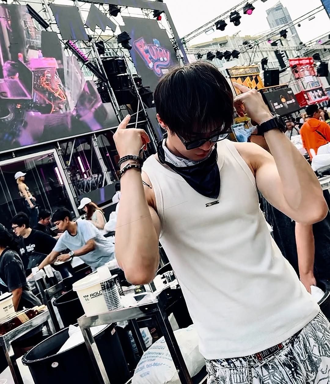 บิลลี่ - ภัทรชนน อ่อนสอาด