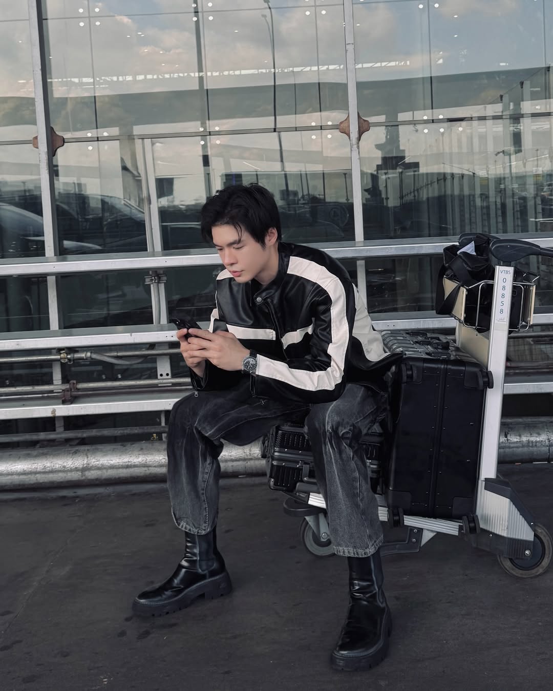 บิลลี่ - ภัทรชนน อ่อนสอาด