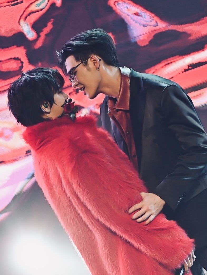 บิลลี่ - ภัทรชนน อ่อนสอาด