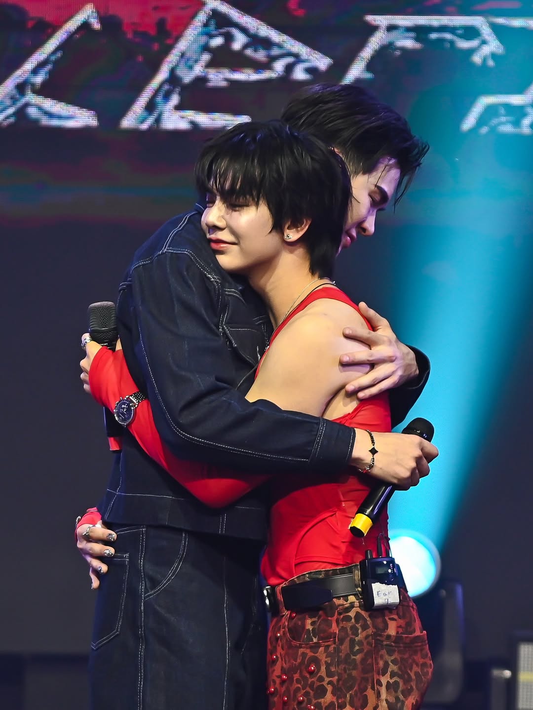บิลลี่ - ภัทรชนน อ่อนสอาด