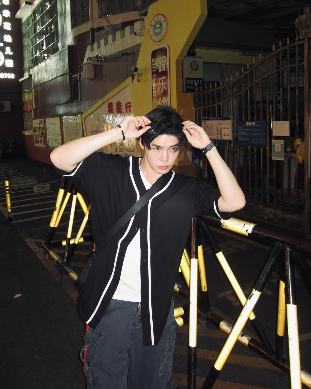 บิลลี่ - ภัทรชนน อ่อนสอาด