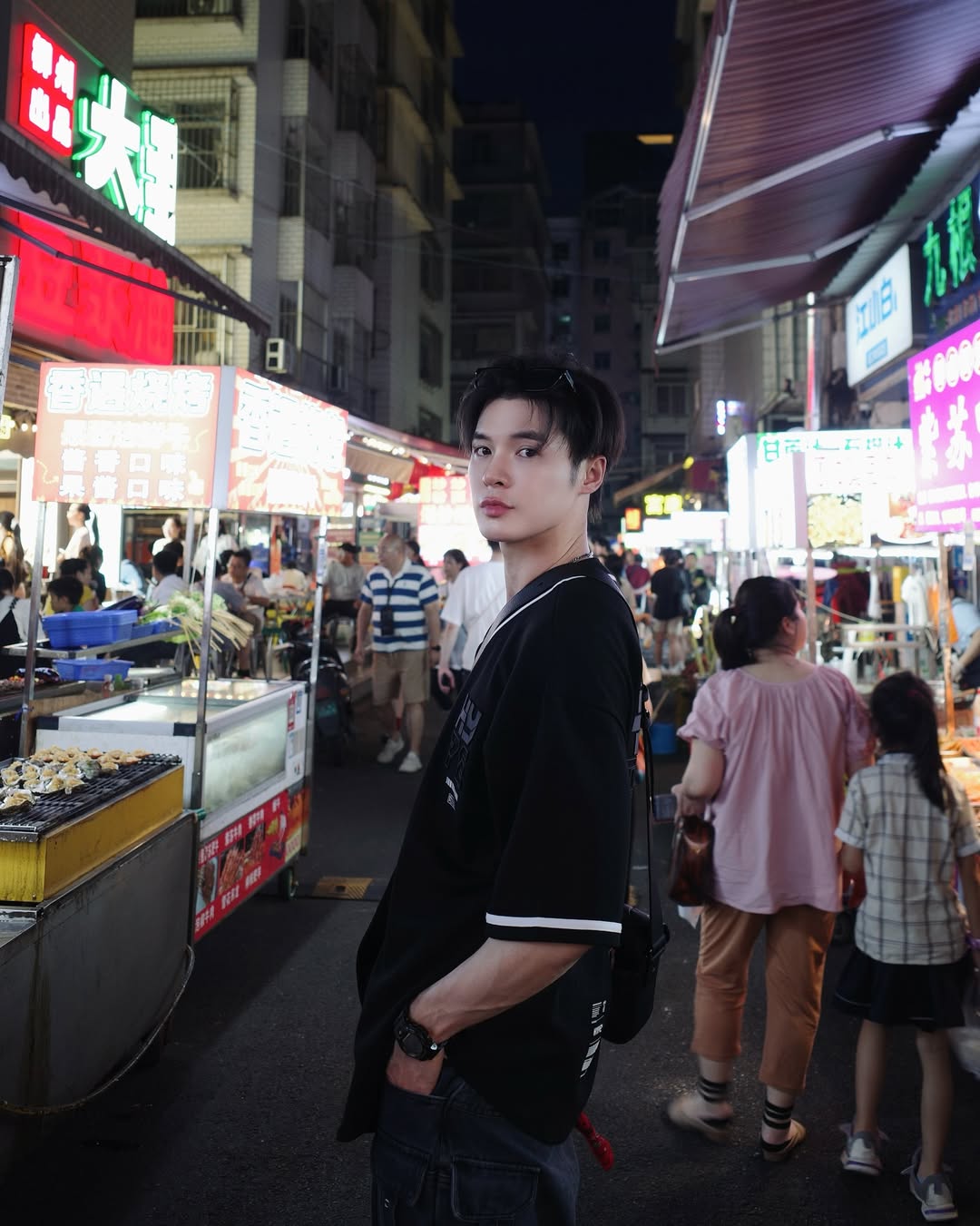 บิลลี่ - ภัทรชนน อ่อนสอาด