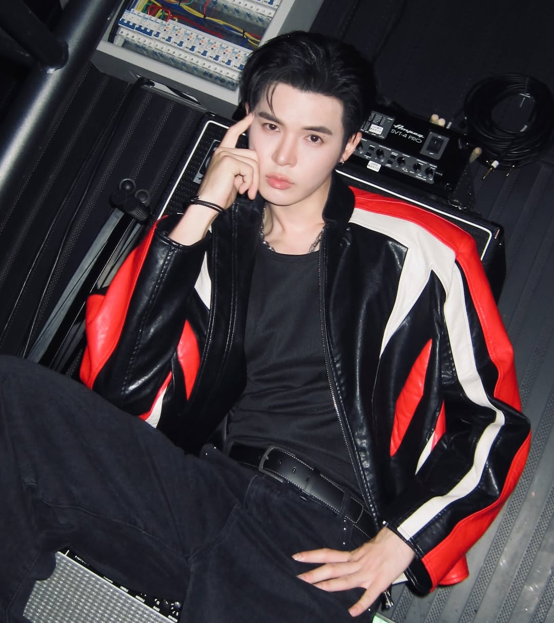 บิลลี่ - ภัทรชนน อ่อนสอาด