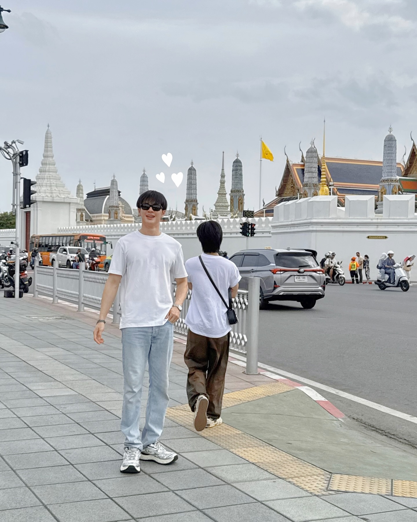 บิลลี่ - ภัทรชนน อ่อนสอาด
